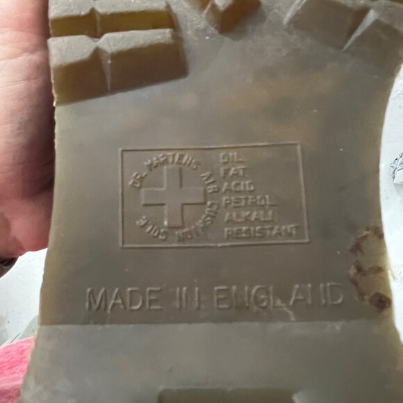 Vintage Dr. Martens Brown Leather Made in England 8458 Lace-Up‎ Platform Boots 9 - Picture 3 of 12